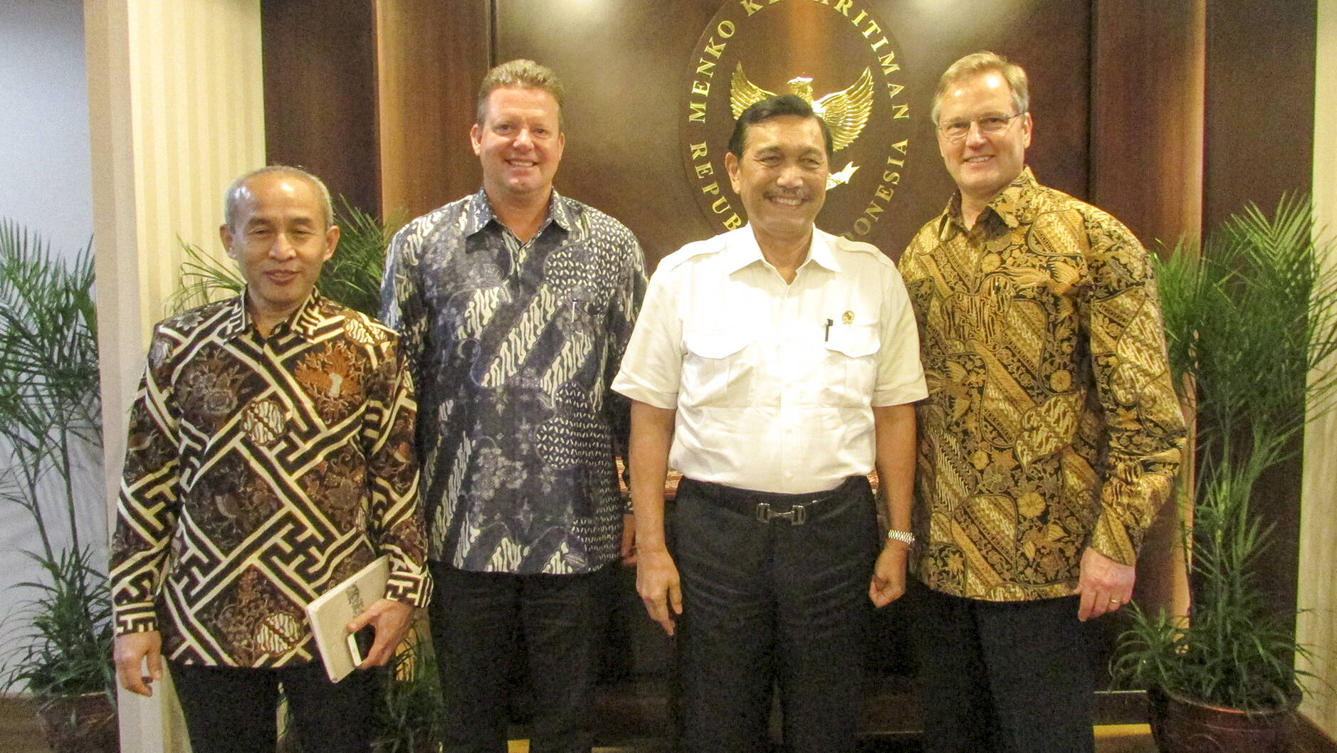 ExxonMobil's Senior Vice President Mark Albers meeting with Indonesia Vice President, Jusuf Kalla